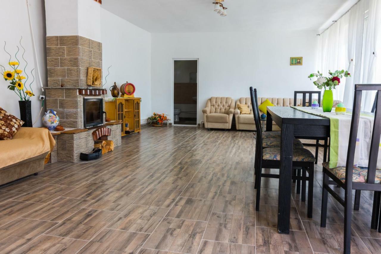 Casa De Vacanta Marya Baia de Fier Extérieur photo